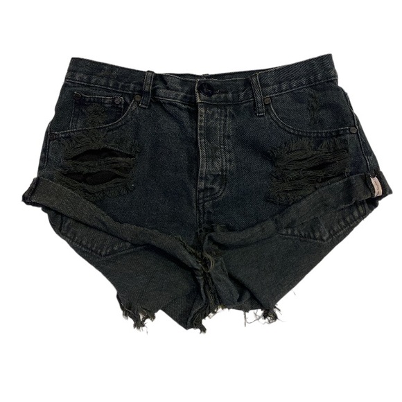 One Teaspoon Women’s Sz 28 Bandits Distressed Denim Shorts